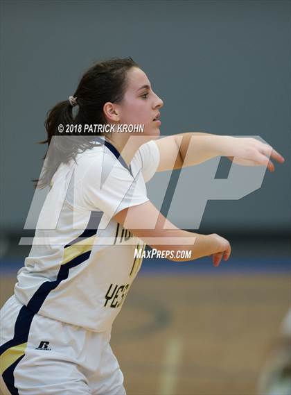 Thumbnail 2 in Northwest Yeshiva vs. Rainier Christian photogallery.