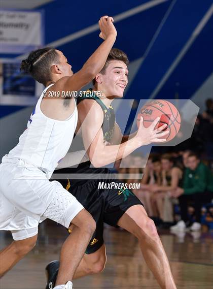Thumbnail 2 in Bishop Manogue vs. Folsom (Stan Harms Classic) photogallery.