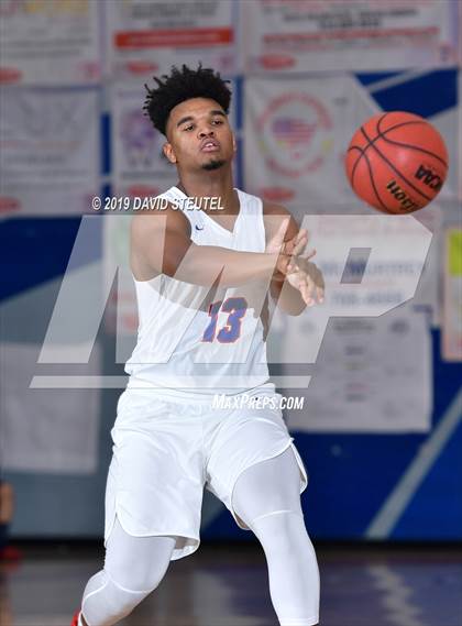 Thumbnail 1 in Bishop Manogue vs. Folsom (Stan Harms Classic) photogallery.