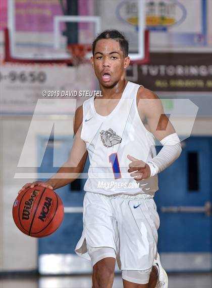 Thumbnail 3 in Bishop Manogue vs. Folsom (Stan Harms Classic) photogallery.