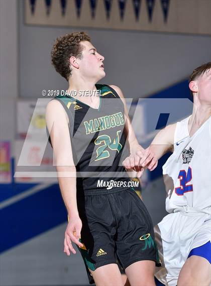Thumbnail 1 in Bishop Manogue vs. Folsom (Stan Harms Classic) photogallery.
