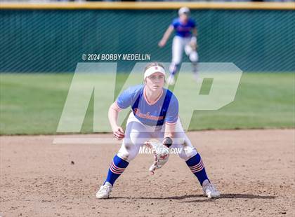 Thumbnail 3 in Redwood vs. Buchanan photogallery.