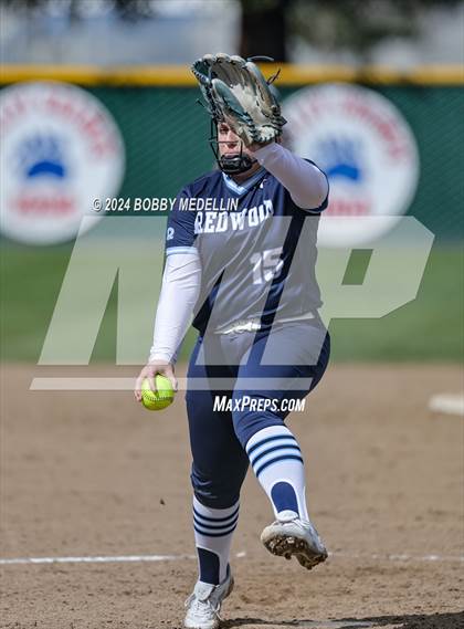 Thumbnail 1 in Redwood vs. Buchanan photogallery.