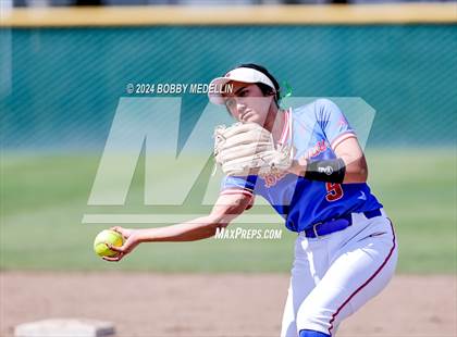 Thumbnail 3 in Redwood vs. Buchanan photogallery.
