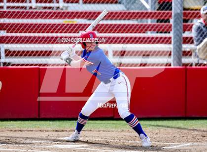 Thumbnail 1 in Redwood vs. Buchanan photogallery.