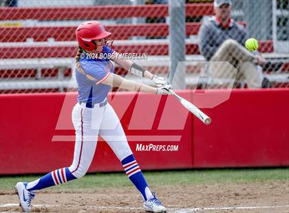 Thumbnail 3 in Redwood vs. Buchanan photogallery.