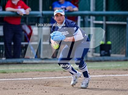 Thumbnail 2 in Redwood vs. Buchanan photogallery.