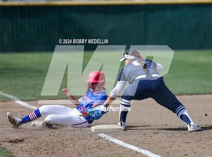 Thumbnail 3 in Redwood vs. Buchanan photogallery.