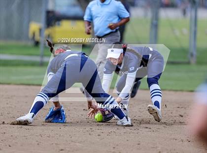 Thumbnail 3 in Redwood vs. Buchanan photogallery.