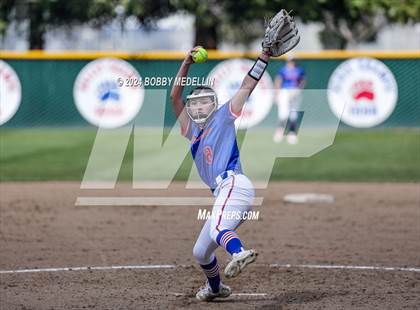 Thumbnail 1 in Redwood vs. Buchanan photogallery.