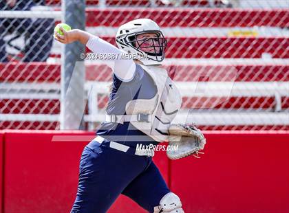 Thumbnail 2 in Redwood vs. Buchanan photogallery.