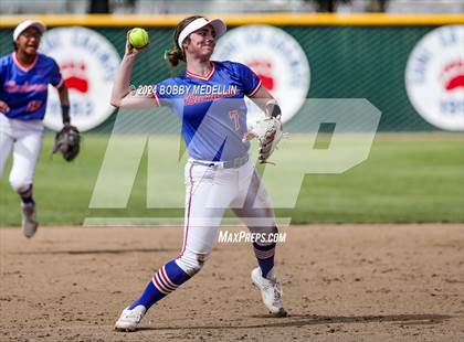 Thumbnail 2 in Redwood vs. Buchanan photogallery.