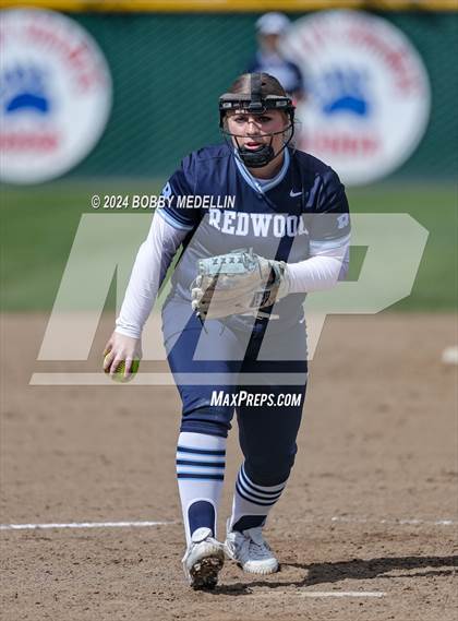 Thumbnail 3 in Redwood vs. Buchanan photogallery.