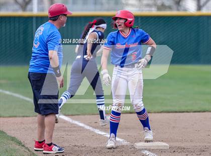Thumbnail 2 in Redwood vs. Buchanan photogallery.