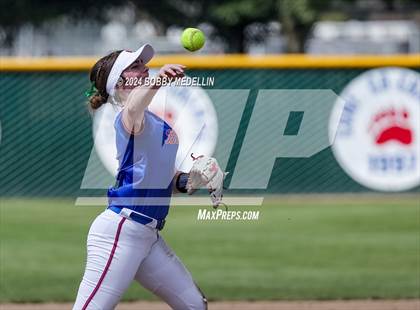 Thumbnail 3 in Redwood vs. Buchanan photogallery.