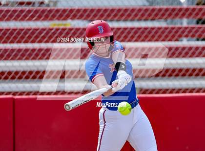 Thumbnail 1 in Redwood vs. Buchanan photogallery.