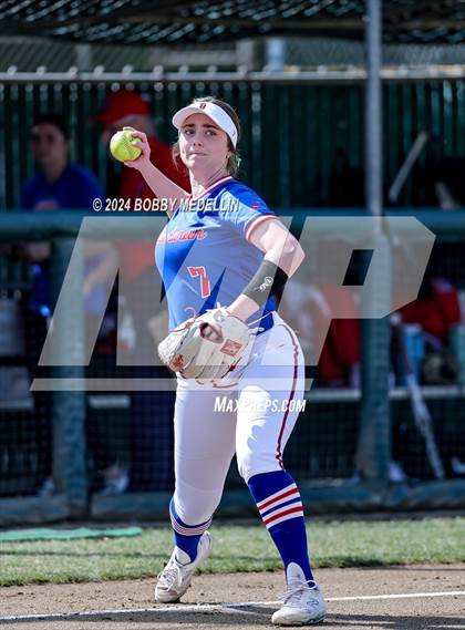 Thumbnail 2 in Redwood vs. Buchanan photogallery.