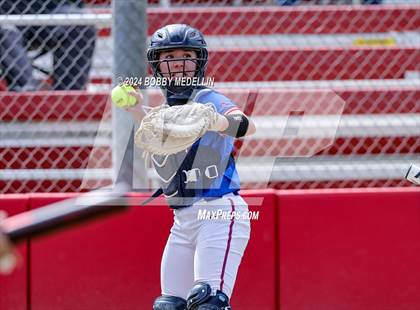 Thumbnail 2 in Redwood vs. Buchanan photogallery.