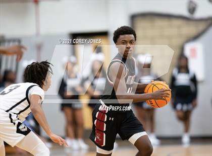 Thumbnail 3 in Whitewater vs Houston County (Bear Brawl Classic) photogallery.
