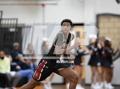 Thumbnail 2 in Whitewater vs Houston County (Bear Brawl Classic) photogallery.