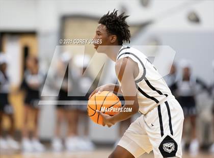 Thumbnail 2 in Whitewater vs Houston County (Bear Brawl Classic) photogallery.