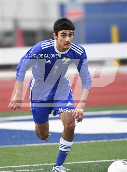 Thumbnail 3 in Tivy vs Midland Lee (New Braunfels Tournament) photogallery.