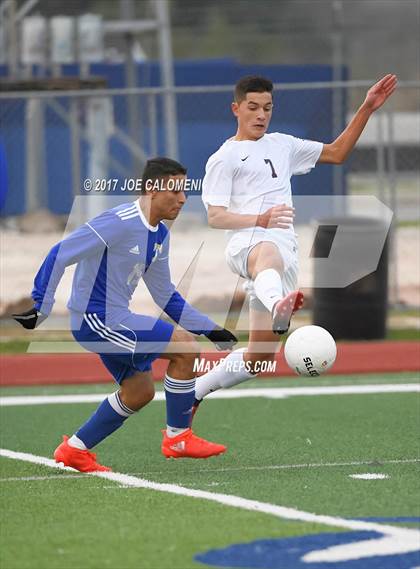 Thumbnail 2 in Tivy vs Midland Lee (New Braunfels Tournament) photogallery.