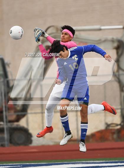 Thumbnail 2 in Tivy vs Midland Lee (New Braunfels Tournament) photogallery.