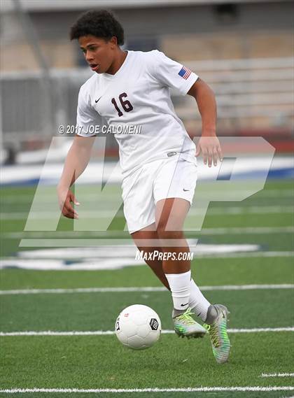 Thumbnail 3 in Tivy vs Midland Lee (New Braunfels Tournament) photogallery.