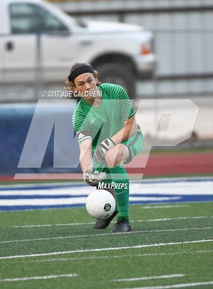 Thumbnail 3 in Tivy vs Midland Lee (New Braunfels Tournament) photogallery.