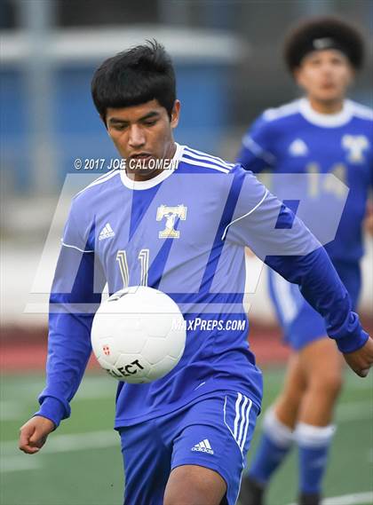 Thumbnail 3 in Tivy vs Midland Lee (New Braunfels Tournament) photogallery.