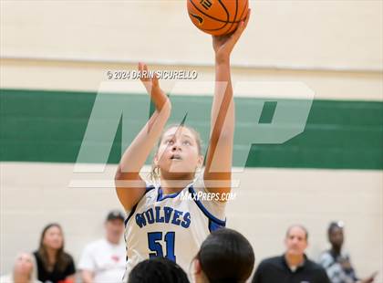 Thumbnail 1 in Grandview vs. Purcell Marian  (Nike Tournament of Champions) photogallery.