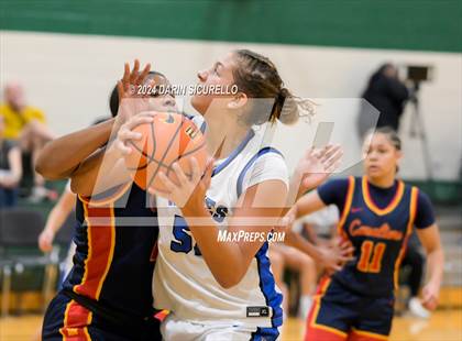 Thumbnail 2 in Grandview vs. Purcell Marian  (Nike Tournament of Champions) photogallery.