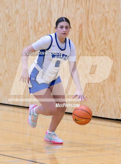 Thumbnail 3 in Grandview vs. Purcell Marian  (Nike Tournament of Champions) photogallery.