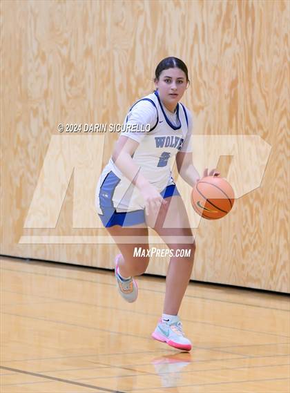 Thumbnail 2 in Grandview vs. Purcell Marian  (Nike Tournament of Champions) photogallery.