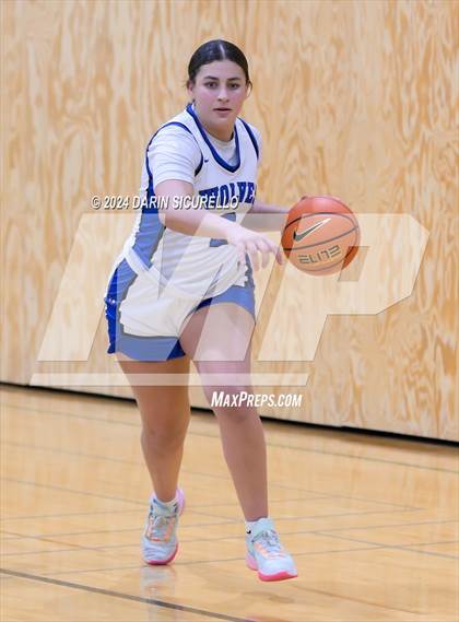 Thumbnail 1 in Grandview vs. Purcell Marian  (Nike Tournament of Champions) photogallery.