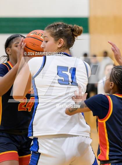 Thumbnail 3 in Grandview vs. Purcell Marian  (Nike Tournament of Champions) photogallery.