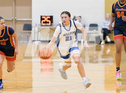Thumbnail 1 in Grandview vs. Purcell Marian  (Nike Tournament of Champions) photogallery.