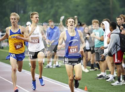 Thumbnail 2 in IHSAA Regional Meet photogallery.