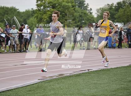 Thumbnail 2 in IHSAA Regional Meet photogallery.