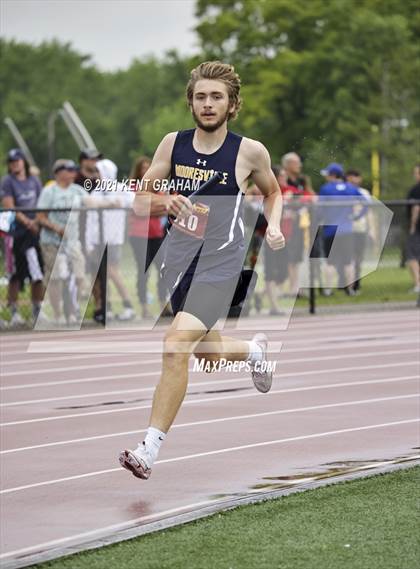 Thumbnail 2 in IHSAA Regional Meet photogallery.