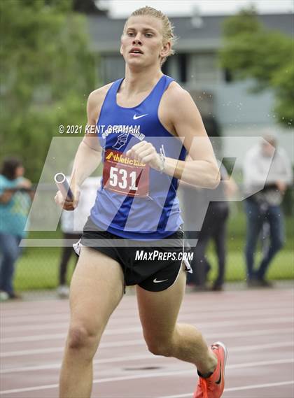 Thumbnail 3 in IHSAA Regional Meet photogallery.
