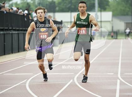 Thumbnail 3 in IHSAA Regional Meet photogallery.