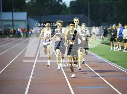 Thumbnail 1 in IHSAA Regional Meet photogallery.