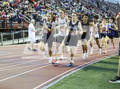 Thumbnail 3 in IHSAA Regional Meet photogallery.