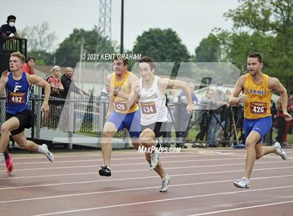 Thumbnail 3 in IHSAA Regional Meet photogallery.