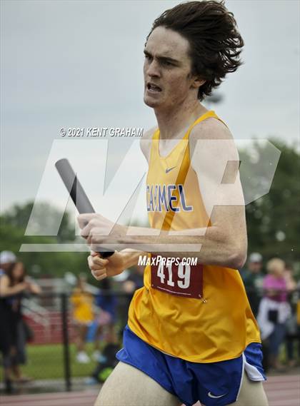 Thumbnail 2 in IHSAA Regional Meet photogallery.