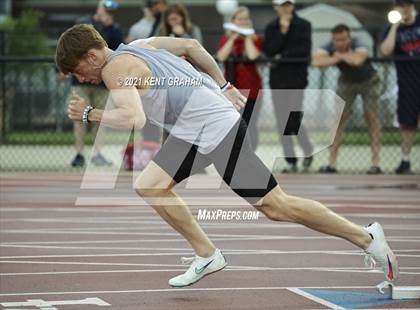 Thumbnail 2 in IHSAA Regional Meet photogallery.
