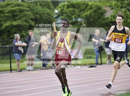 Thumbnail 2 in IHSAA Regional Meet photogallery.