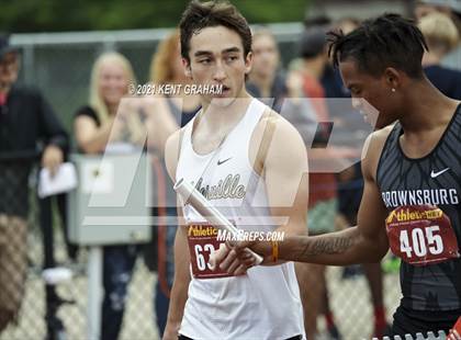 Thumbnail 1 in IHSAA Regional Meet photogallery.